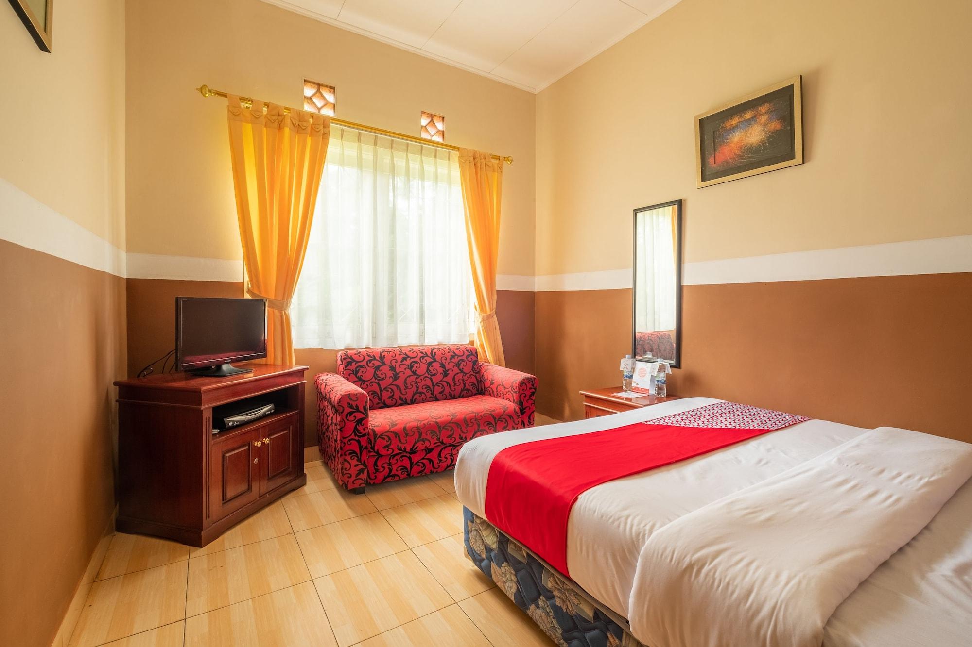 Reddoorz Plus At Grand Yustik Sukabumi Exteriör bild